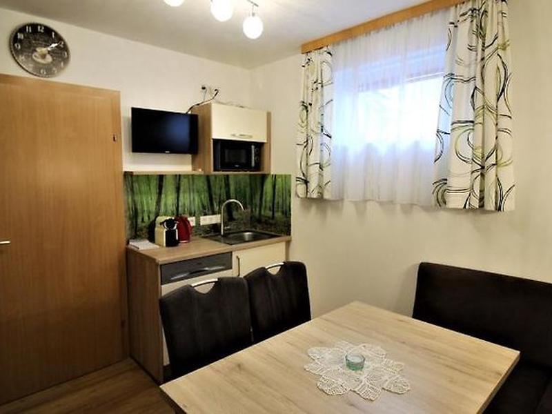 394DB71CD1A7B8542BE7EBBB6423454F