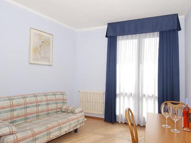 88BBA9A3C59F6578EA0010492FFEA6C8