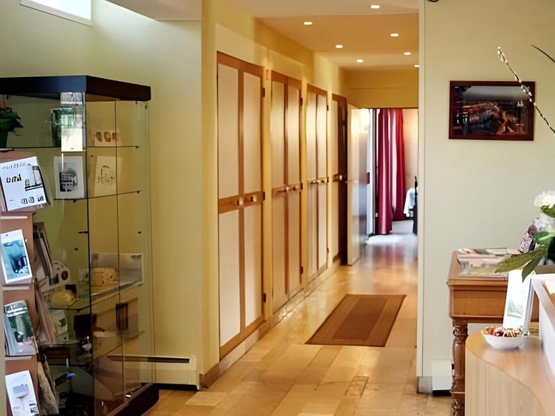 D5F2C4FF8371D148D9583104C591EAE3