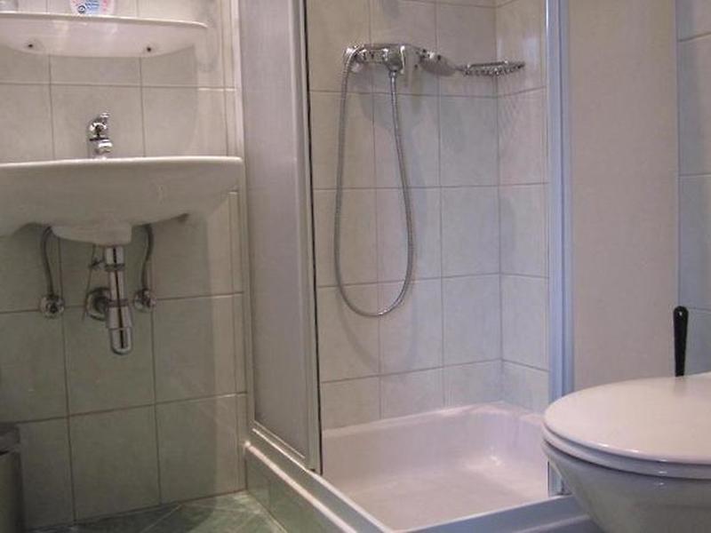 130A36D2C9E7E748311874ADCBF28E9D