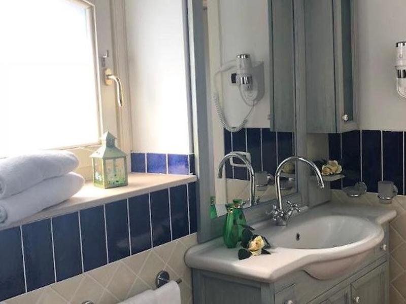 E067F9E6D6627482A5E1E124A5E960A4