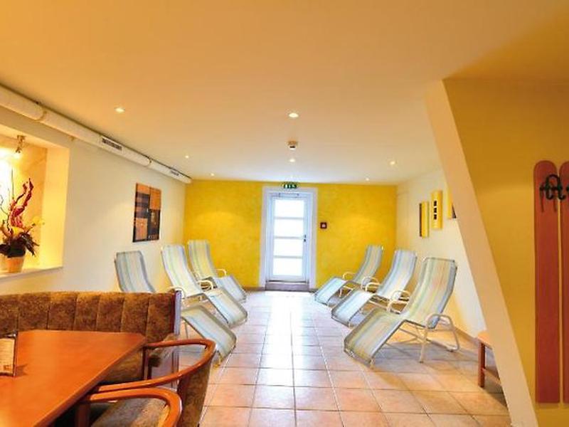 91D2E41B4E2228E3BCA8ABFD0AA4A2F8