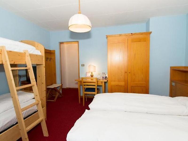 2B54AF619CCFBA18BAA327D581231BA5