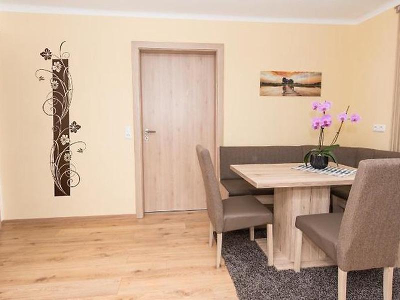 440210D614715A871A179F87E3756479