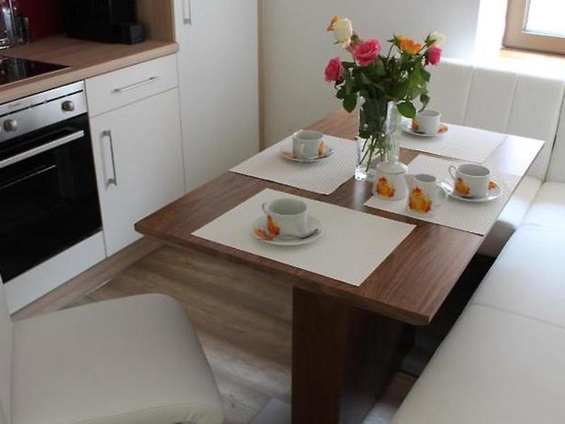 D7BBA8ED8F7FE5D1B355C58566D7980D