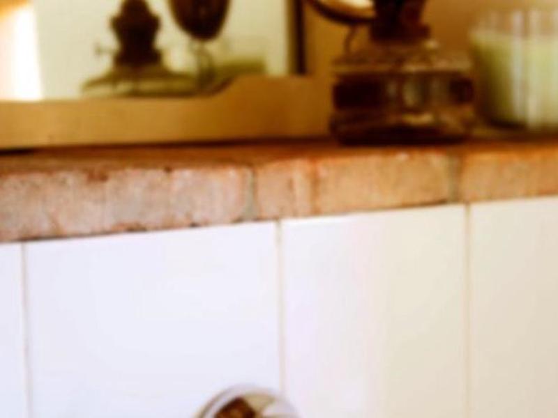 E1DEB522ED57124D7FB14ACAF363DBA1