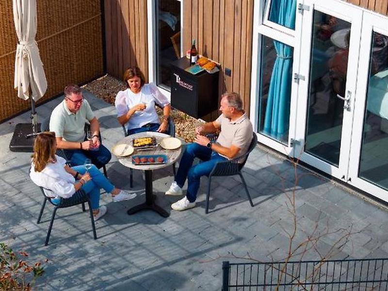 731A4E8ACAB1372016BDF167E292708E