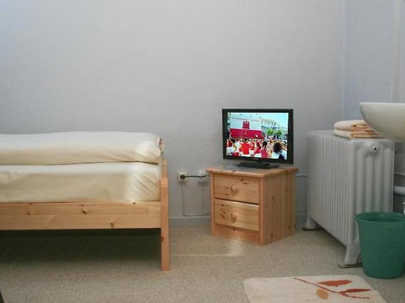 CFB637DE156BDF1CC0BE45AE644258CA