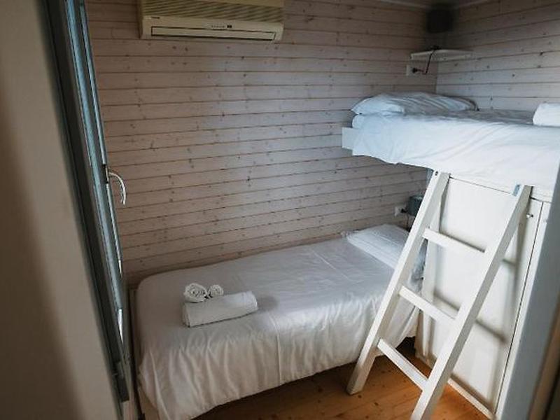 79C06BB3B088D903E723115145B18B16