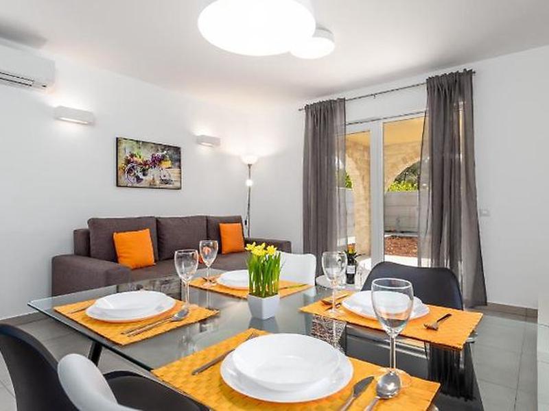 B49CB6112ADFCB348D15D396DDEAA3E7