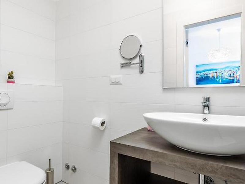 725BF3EB5713FCD9FF54CCF97F647943