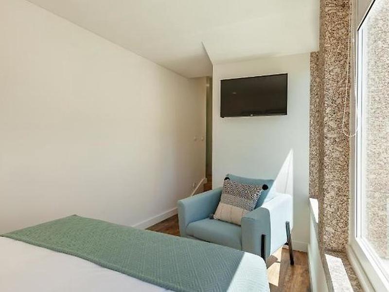 7F14099CC8CEE4F5DBD689AB85E7E414