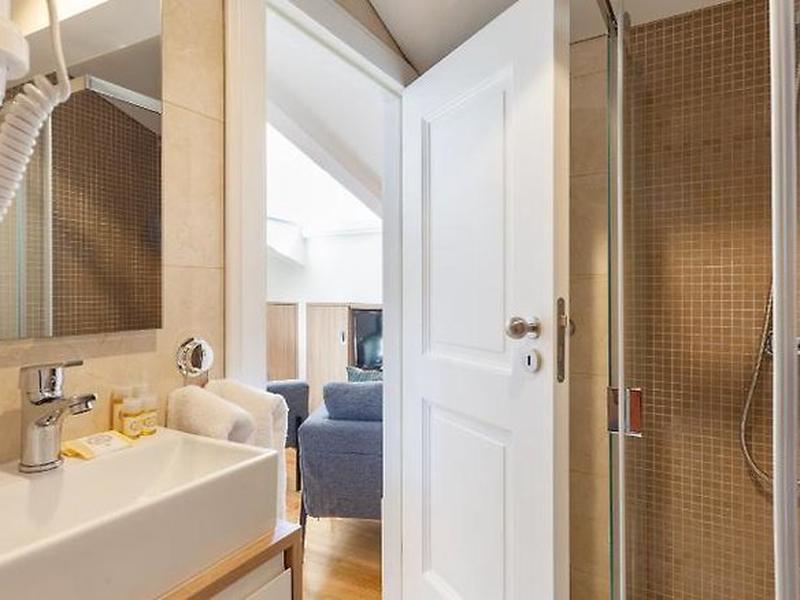 5D5155C44635E10C4E7CD18CFC4C1A9F