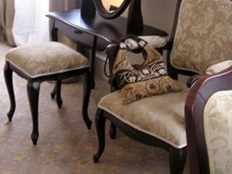 9F22566DD45B350C039F01C8BD3560E5