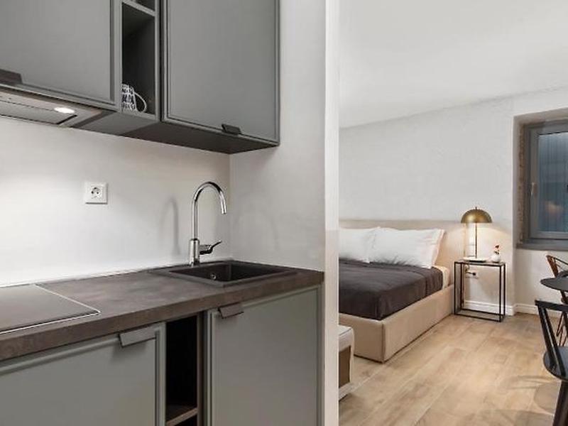 0B2ADAC156A7A62DF7E941E9370516C9