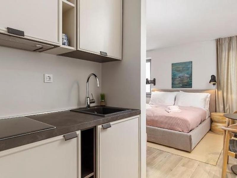 53736B78981D97ABEF01D947B10A3147