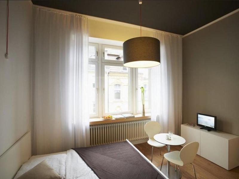 439956263E34624DFA10BA3E40D19CF4