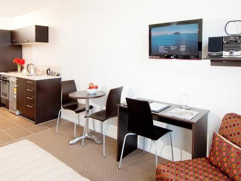 FB172182070DD5EB19F53AC20B31AC46