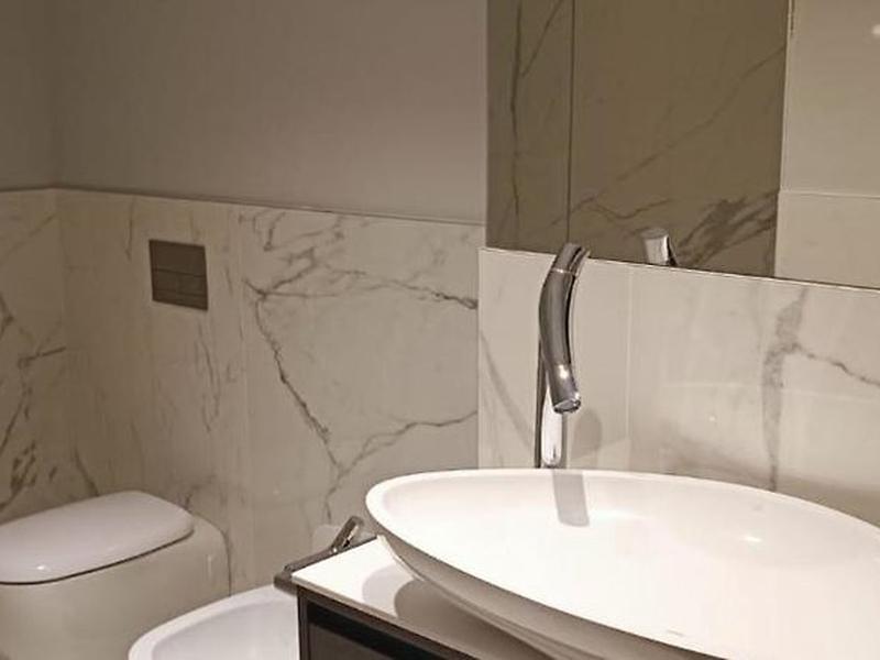 76BA8AC1815E69B53D0B81A907E8169F