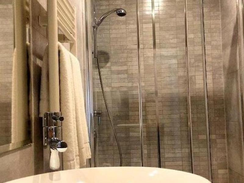 3C9888C8709D5E4A43714FDCC3AEE97E