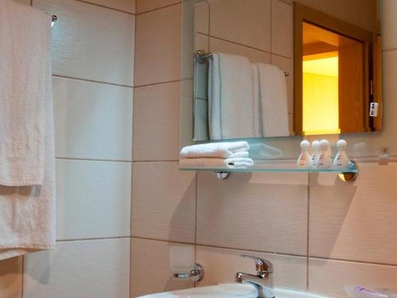 7504E233C231A02A2FF7C20F3462576B