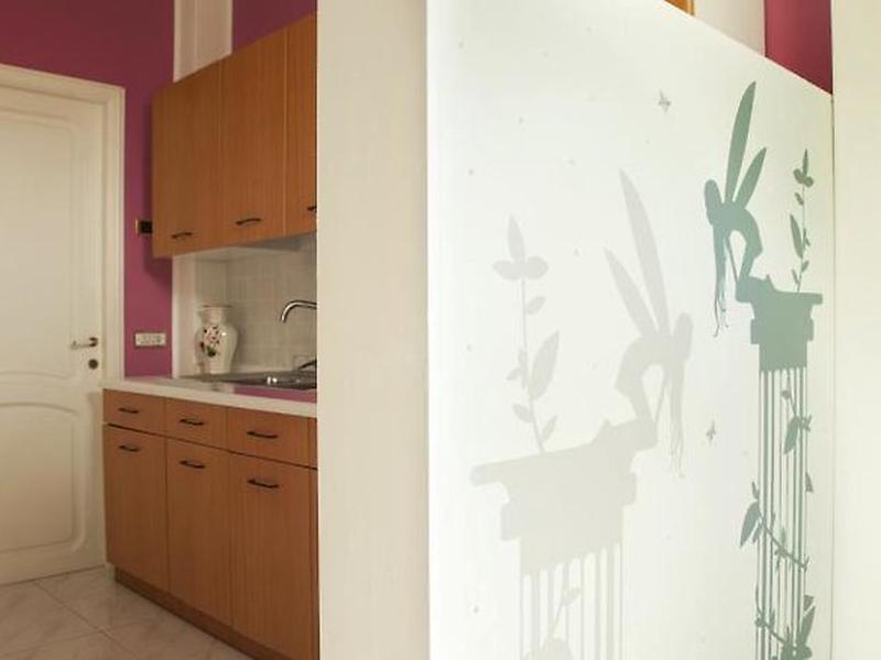 6858F9E0C3F0126557E6CED616F03D19