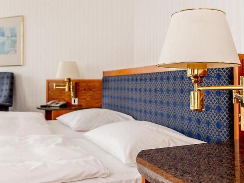 47C31AEDD9A6DA556C4E177432BB6E64