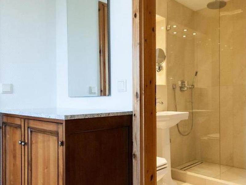 0A1271C32E972A599794F322860BF2E9