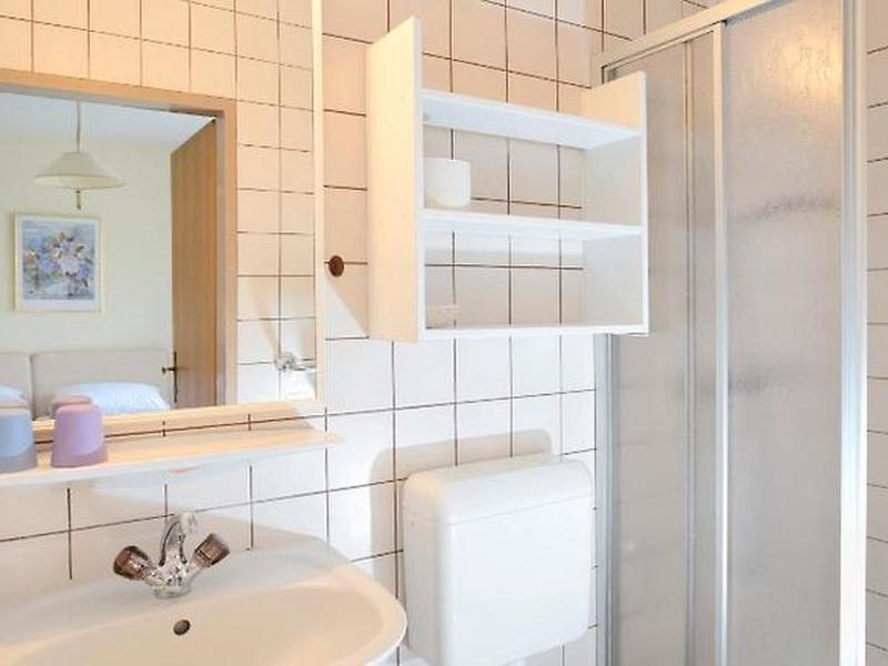 74E35AC26388D800E12E2660B1F85DBD