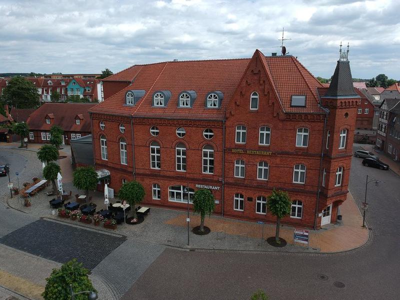 677FD35EBF4E84AF97687A43FC94E31B