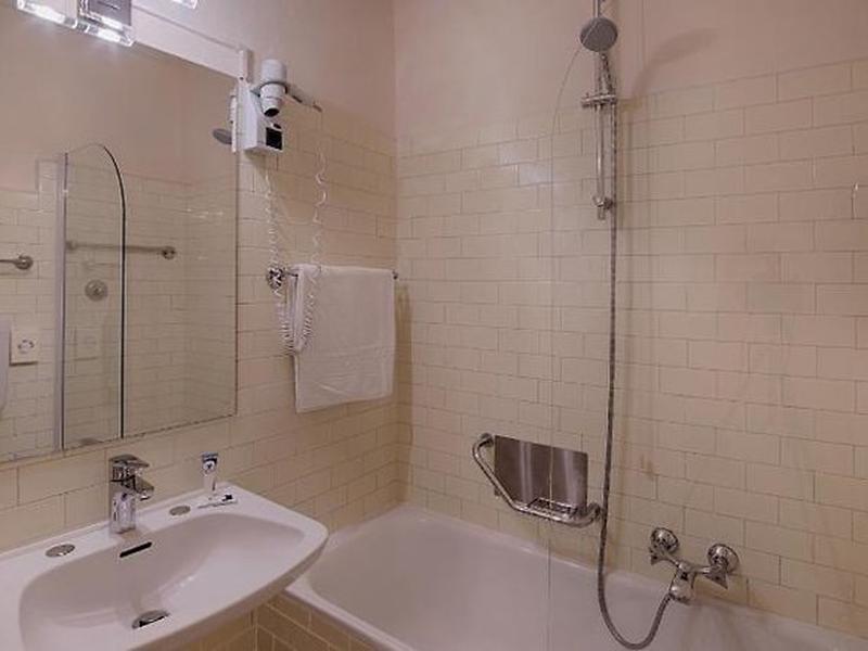 29386A74DFE913DE44C43945DE4F9824