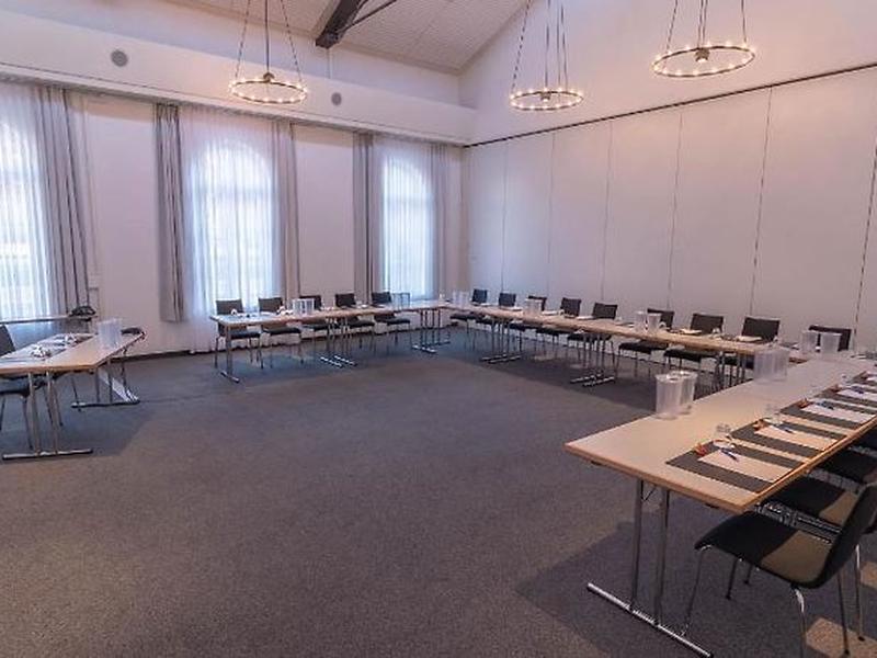 1AC684CDBC9F9DD5AD0A9A7C79E85945