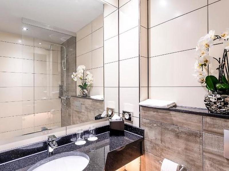 84DFBC9AA14F15A0602244C423EE46D6