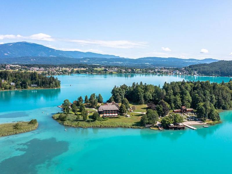 C35ABF4F0C182A02152A129BCACD5C2B