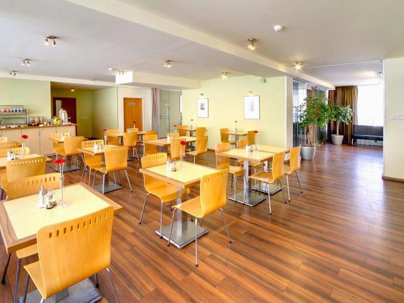 B960C7E932BFD31FFF21502DC60683EB