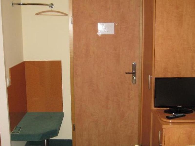 FC028FB02A72C03FA615E3855BC4D763