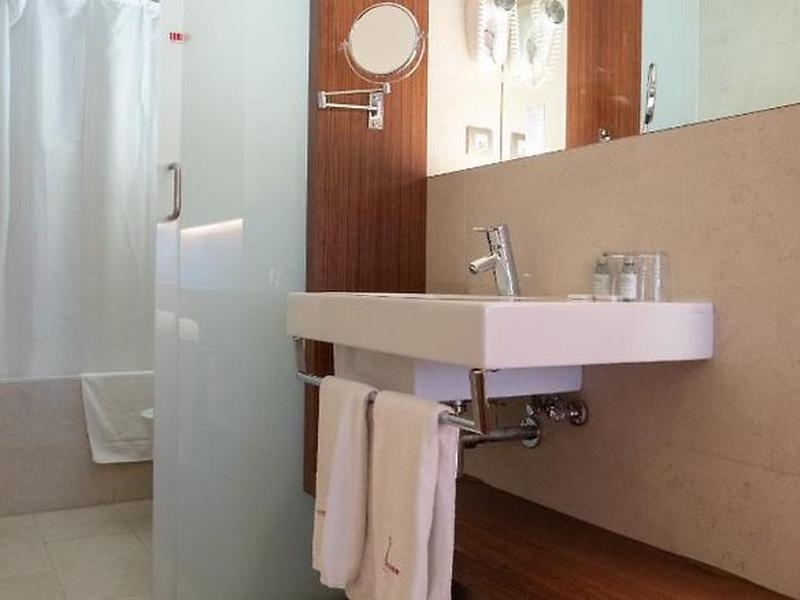 801AB65295AEFC8CA02FBEA2B144AE29