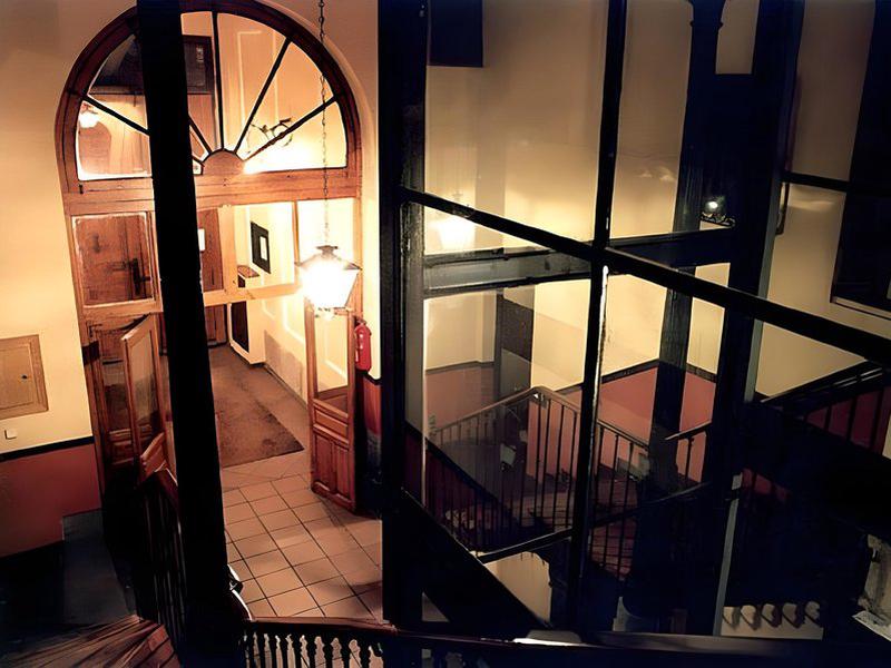 D536A21ED672C2B46BD65A34A4067425