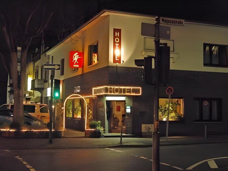 41C40C7B032E22A7EE8628039095A644