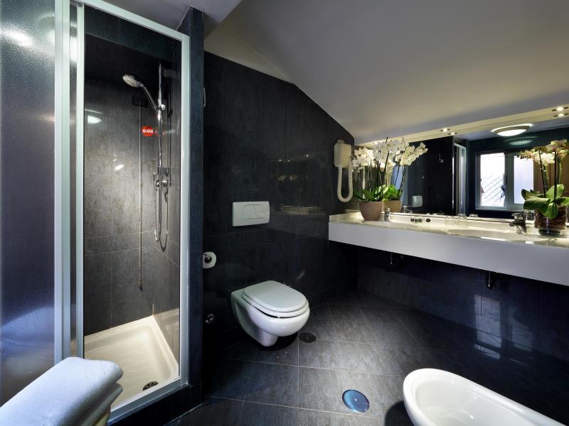 253A7D6F6A720989AC64DAE24A2BDC5E