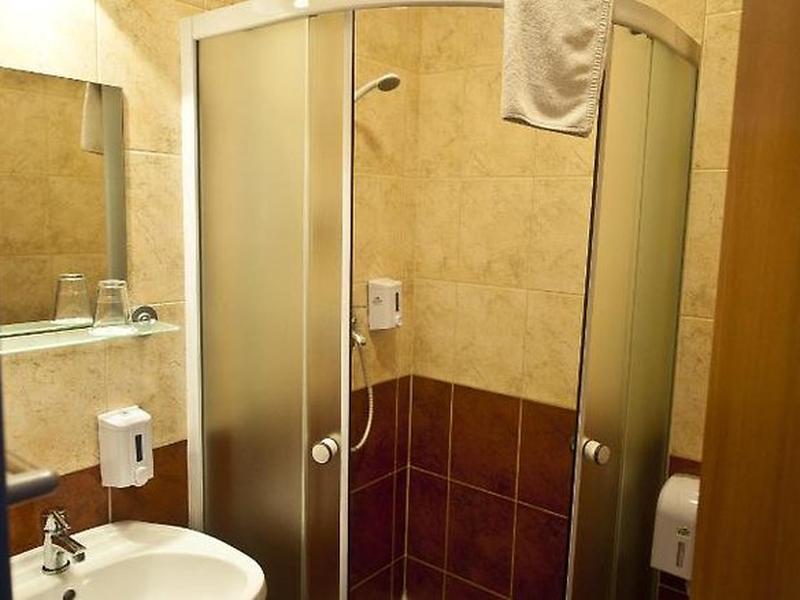 2F1CDF94310BD35C0620D007D7FD433B