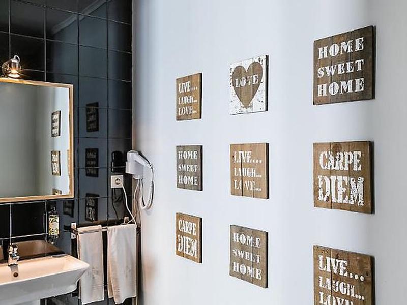 B6872F344FDB1226C7600553CEAA00A9