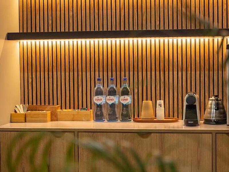 27D588CA2DDDA4EFC532F8CFE8141C02