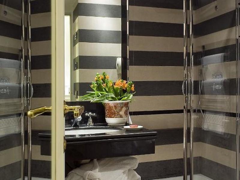 757F8E4D894C32473A9C8DF6C30CB704