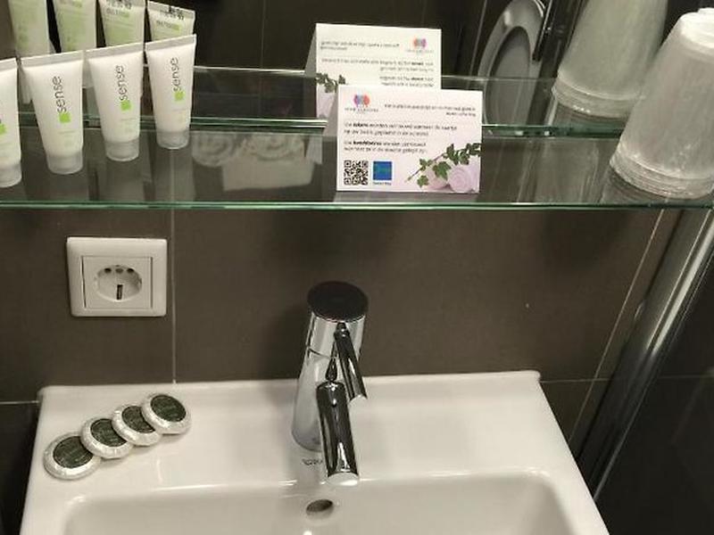 59392A037A03BDE90099FE6F283914CA