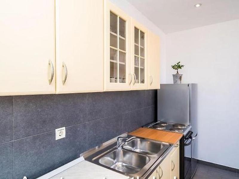 6218C8809E312D11028D7897F6B7A07E