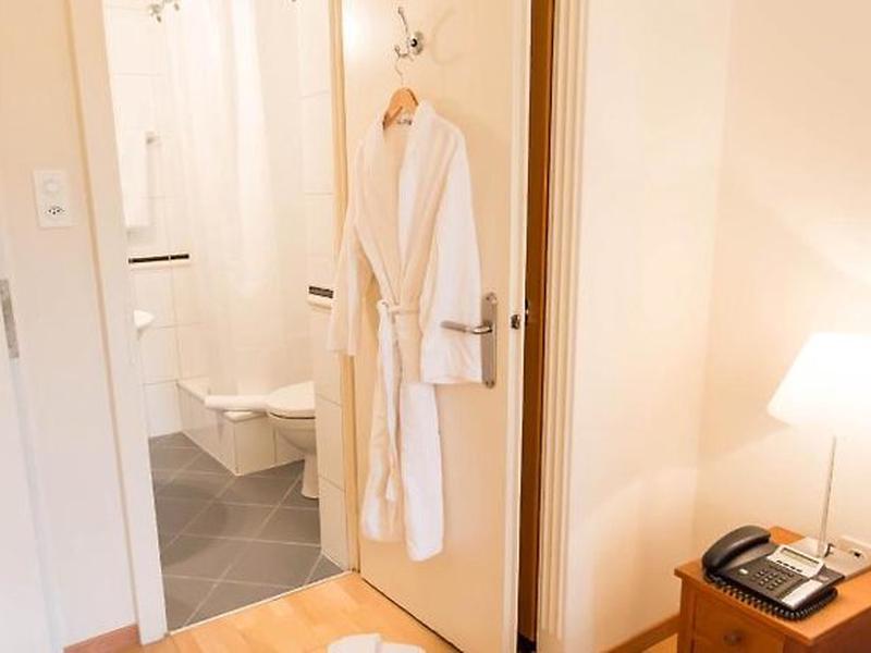 469960F91E352B172AA266268599AE68