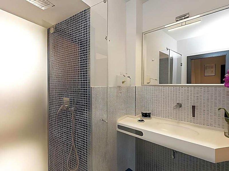 CFA67CCFE7A783A018BEC0EBA552C624