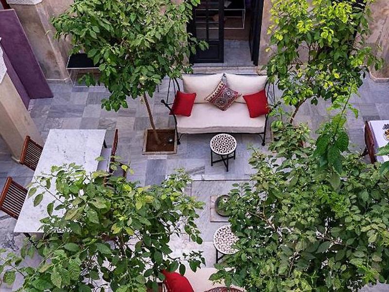 4D9CFF89B6D0FC58CEF49D263315571E