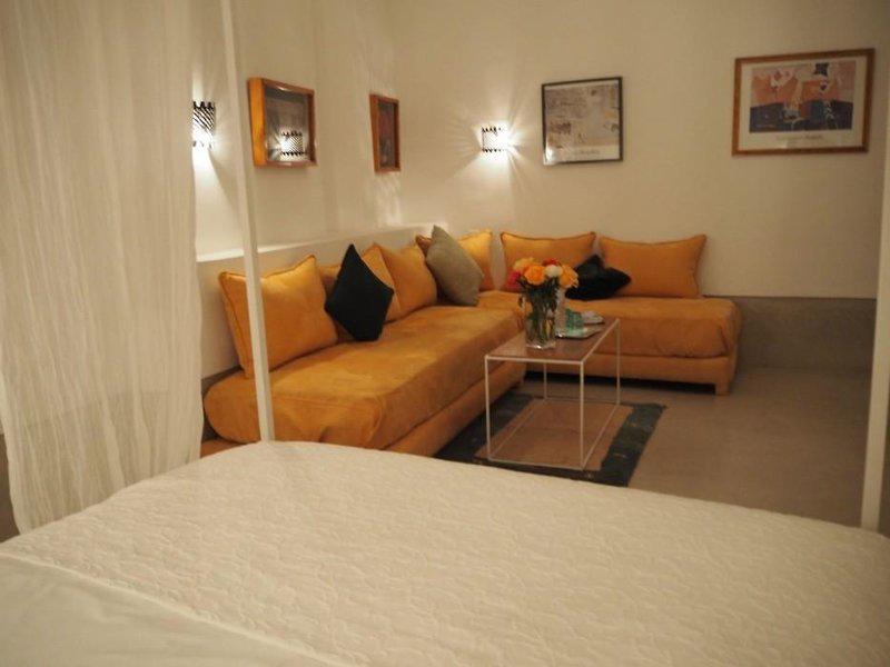 A33F2D7C2D0E8BE07994DD006C9AF6CC